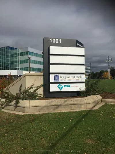 1001 Champlain Avenue 204, Burlington, On L7l 5z4