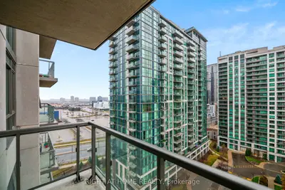 349 Rathburn Road 1508, Mississauga, On L5b 0g9