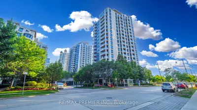 2087 Lake Shore Boulevard 307, Toronto W06, ON M8V 4G3