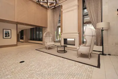 3091 Dufferin Street 1303, Toronto W04, ON M6A 0C4