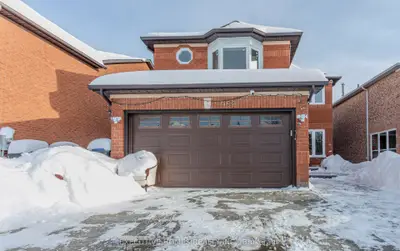 1192 Dream Crest Road, Mississauga, ON L5V 1N7