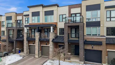 3066 Cascade Common, Oakville, ON L6H 0R8