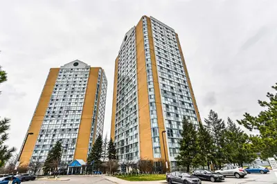35 Trailwood Drive 1411, Mississauga, ON L4Z 3K9