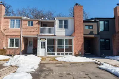 1029 Zante Crescent, Mississauga, ON L5J 4M6