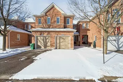 2665 Thomas Street 60, Mississauga, ON L5M 6G6