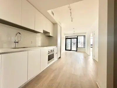 2 Erskine Road 608, Mississauga, ON L5B 0S1