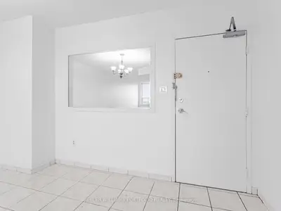 390 Dixon Road 2115, Toronto W09, ON M9R 1T4
