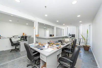 7171 Torbram Road 11, Mississauga, On L4t 3w4