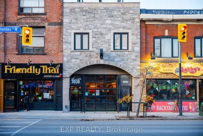 3030 W Dundas Street W, Toronto W02, ON M6P 1Z3