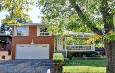 2220 Springfield Court, Mississauga, On L5k 1v2