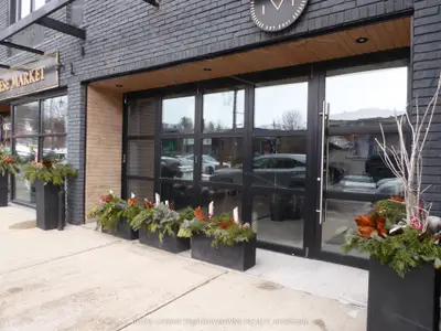 43 Main Street S, Halton Hills, ON L7G 3H2