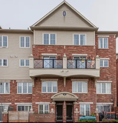 2500 Post Road 1, Oakville, ON L6H 0K1