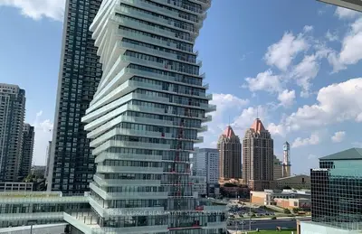 3883 Quartz Road 901, Mississauga, On L5b 0m4