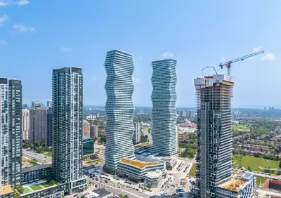 3900 Confederation Parkway 2711, Mississauga, On L5b 0m3