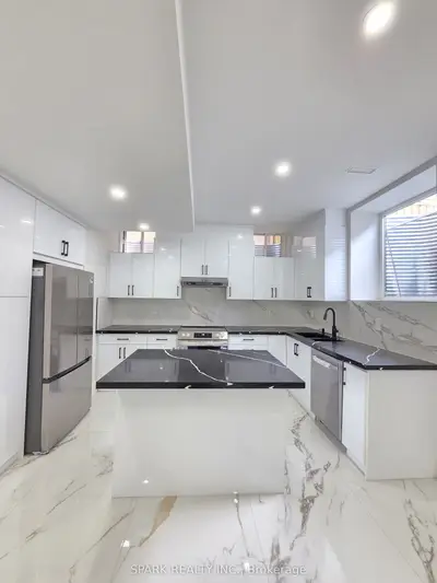 1432 Yellow Rose Circle Basement, Oakville, ON L6M 5L2