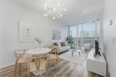 55 Eglinton Avenue W 508, Mississauga, On L5r 0e4