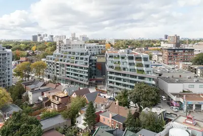 38 Howard Park Avenue 218, Toronto W01, ON M6R 0A7
