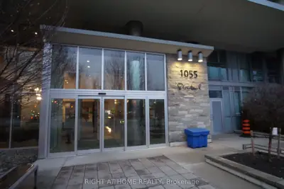 1055 W Southdown Road Lph01, Mississauga, On L5j 0a3