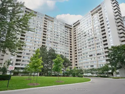 3590 Kaneff Crescent W 1604, Mississauga, On L5a 3x3
