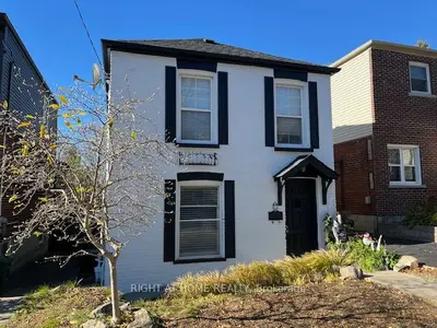 52 Beresford Avenue, Toronto W01, On M6s 3a8