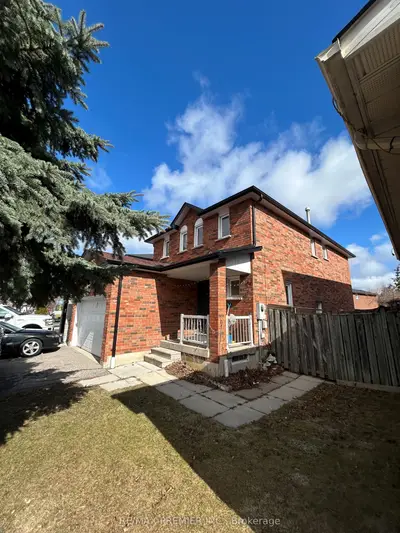 7123 Dalewood Drive, Mississauga, ON L4T 4G2