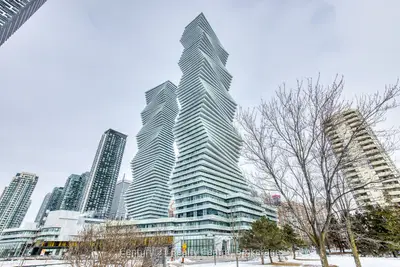 3883 Quartz Road S 5506, Mississauga, ON L5B 0M4