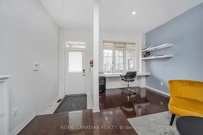 10 Yellowknife Road, Brampton, On L6r 3x3
