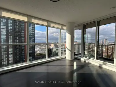 800 Lawrence Avenue W 1720, Toronto W04, ON M6A 0B1