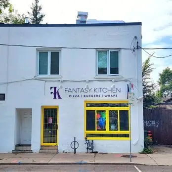 2385 Dundas Street W, Toronto W02, ON M6P 1X2
