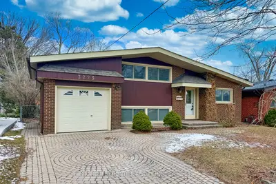 3223 Constitution Boulevard, Mississauga, On L4y 2z1