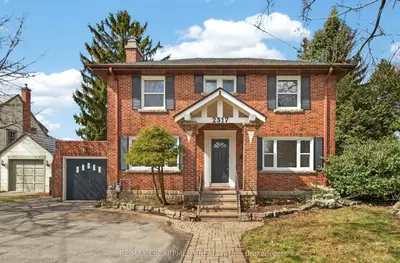 2317 Lakeshore Road, Burlington, On L7r 1b3