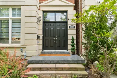 5227 Preservation Circle, Mississauga, On L5m 7t2