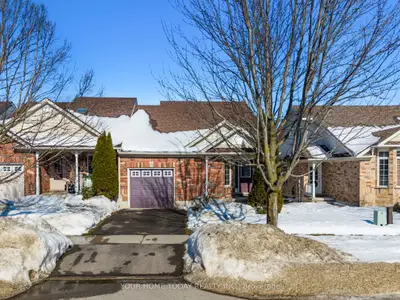 71 Doctor Moore Court, Halton Hills, ON L7J 3A6