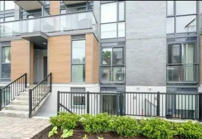 47 Macaulay Avenue 202, Toronto W02, On M6p 3p2