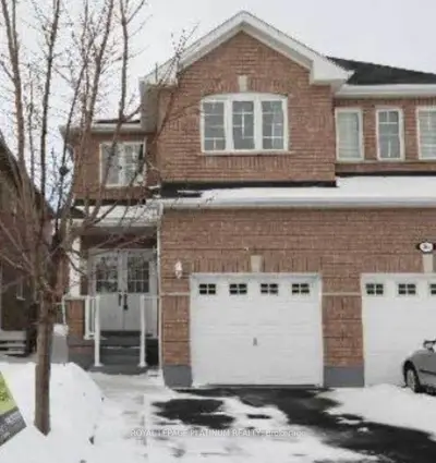 364 Krotone Crescent, Mississauga, ON L5W 1T9