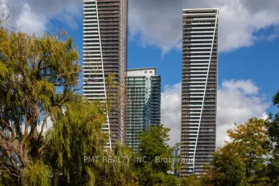 30 Shore Breeze Drive 1218, Toronto W06, ON M8V 0J1