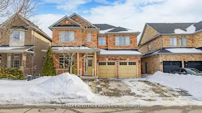 68 Bluffwood Crescent, Brampton, ON L6P 2P3
