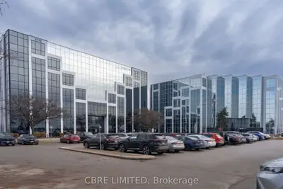 6725 Airport Road Ground Floor, Mississauga, ON L4V 1V2