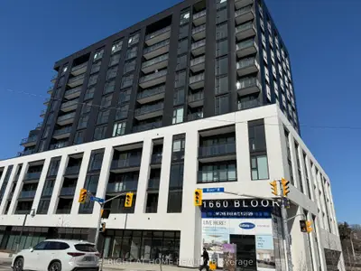 1660 Bloor Street W 402, Toronto W02, ON M6P 0C6