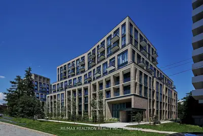 #114 293 The Kingsway, Toronto W08, On, M9a 0e8