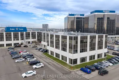 5945 Airport Road 174, Mississauga, ON L4V 1R9