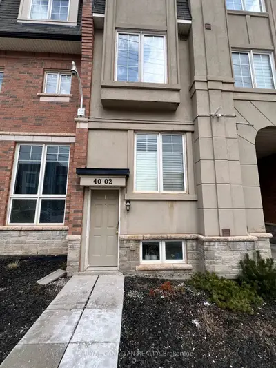 2420 Baronwood Drive 40-02, Oakville, On L6m 0x6