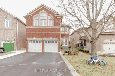 5547 Wheatland Court, Mississauga, On L5v 2e4