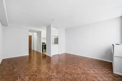 2360 Dundas Street W 2520B, Toronto W02, ON M6P 4B2