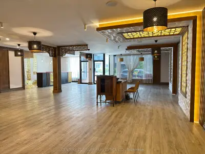 438 Kerr Street 5, Oakville, On L6k 3c4