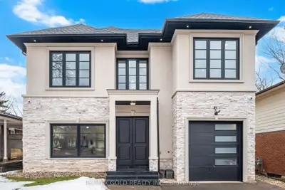 70 Mccraney Street W, Oakville, On L6h 1h4