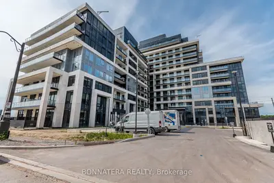 3200 William Coltson Avenue 421, Oakville, ON L6H 7C2
