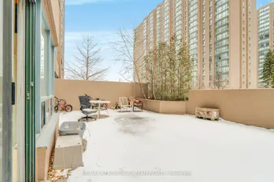 115 Hillcrest Avenue 110, Mississauga, ON L5B 3Y9