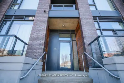 35 Wabash Avenue 101, Toronto W01, ON M6R 0A9