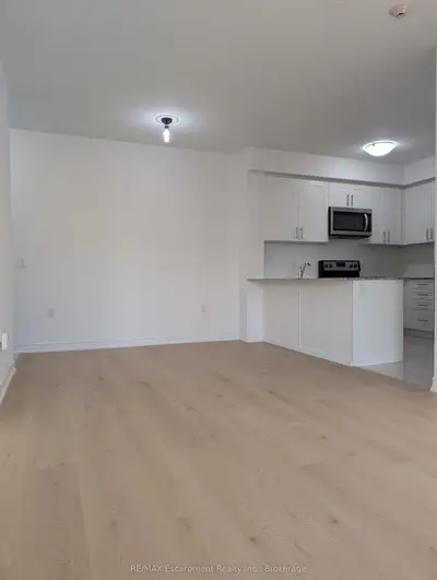 2393 Bronte Road 205, Oakville, On L6m 1p4
